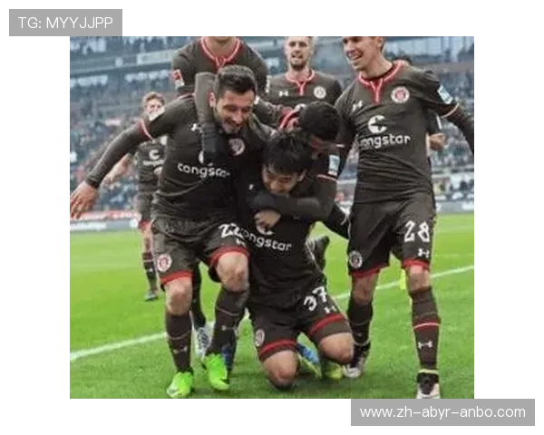 德甲相关球队的赛事回顾与对比分析