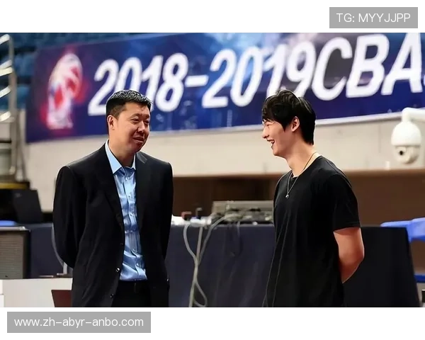 飞机上偶遇CBA球队趣闻及球员日常生活揭秘 飞机上偶遇CBA球队趣闻及球员日常生活揭秘